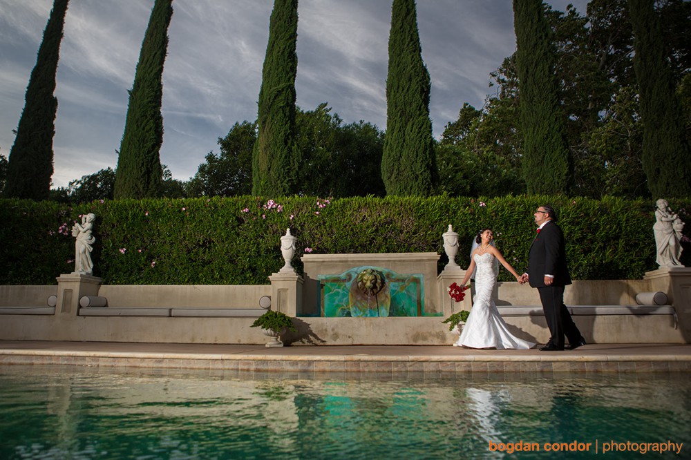 grand island mansion wedding pool photo